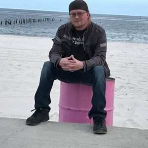 Meet your Posher, Jason